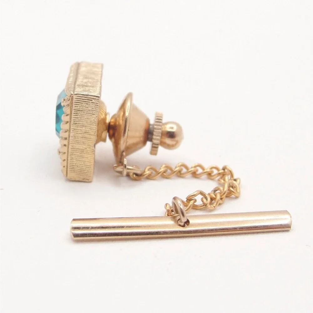 Vintage Swank Blue Aquamarine Crystal Gold Tone Square Rope Border Men Tie Tack